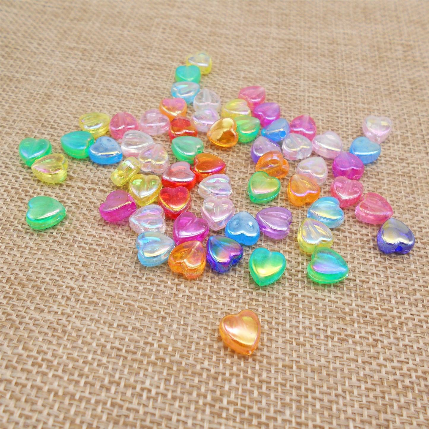 500 PCS Mixed Acrylic Heart Shape Beads Small Size Clear Colors Bead Assortments Colorful Flat Loose Beads Spacer Bead for Necklace Bracelet Jewelry Making