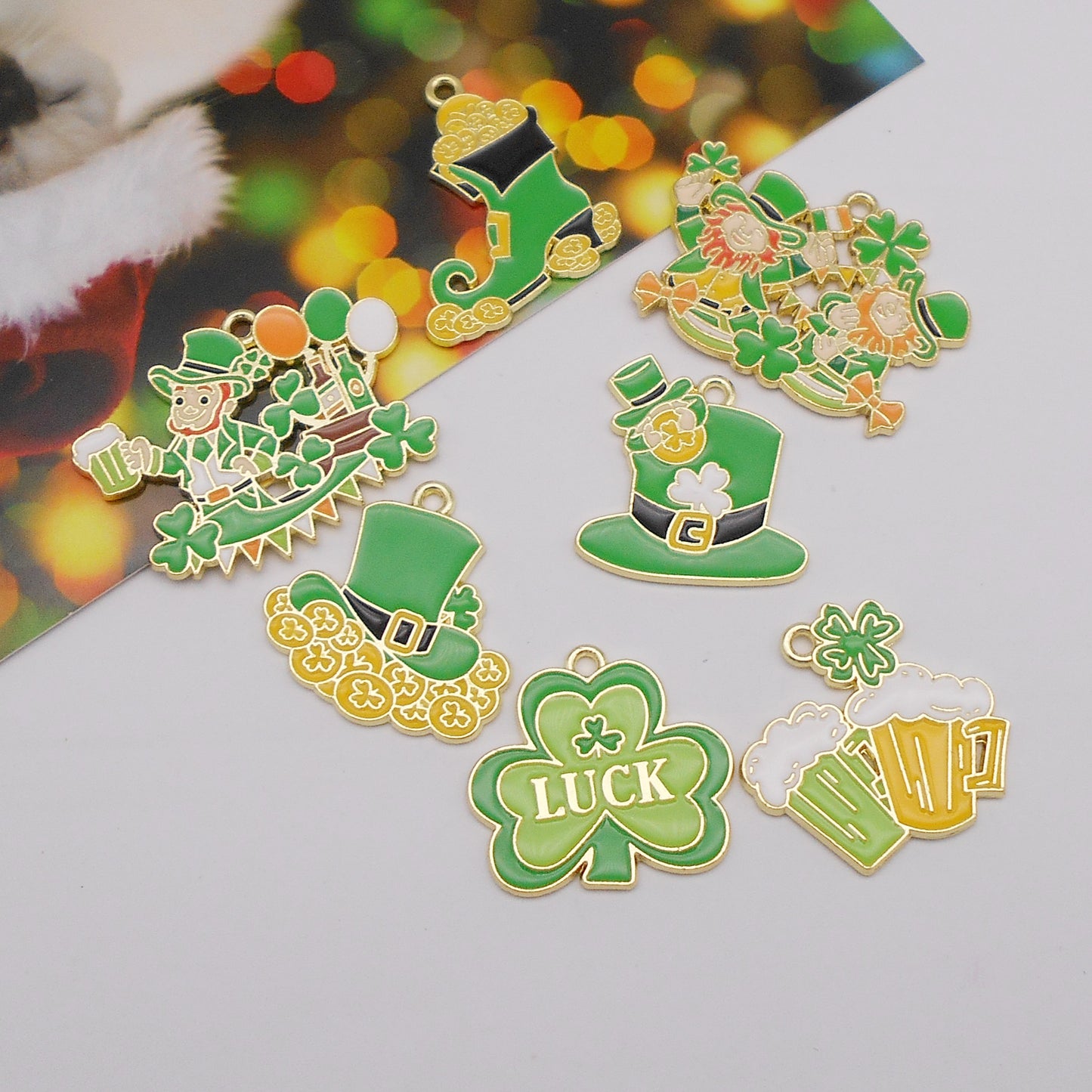 21pcs  Enamel Charms Alloy Shamrock St. Patrick's Day Pendant  for Jewelry Necklace Bracelet Earring Making Keychain Bookmark DIY Craft Findings