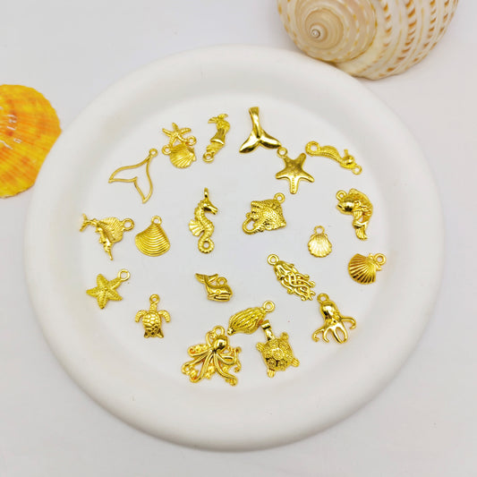 100 PCS Alloy Gold Color Sea Shells Charms Ocean Animal Pendants Starfish Mermaid Tail Turtle Seahorse for Beach Theme Jewelry Making