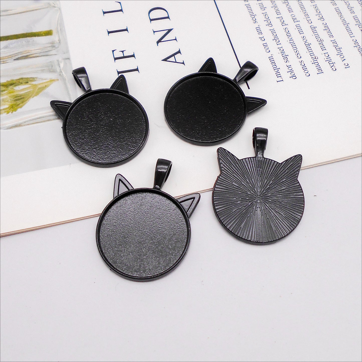 15Pcs Cat Bezel Blank Pendant  Dog Tray Setting Charm for Resin Jewelry Glass Cabochon Gemstone Cameo Photo Memory Necklace DIY Craft