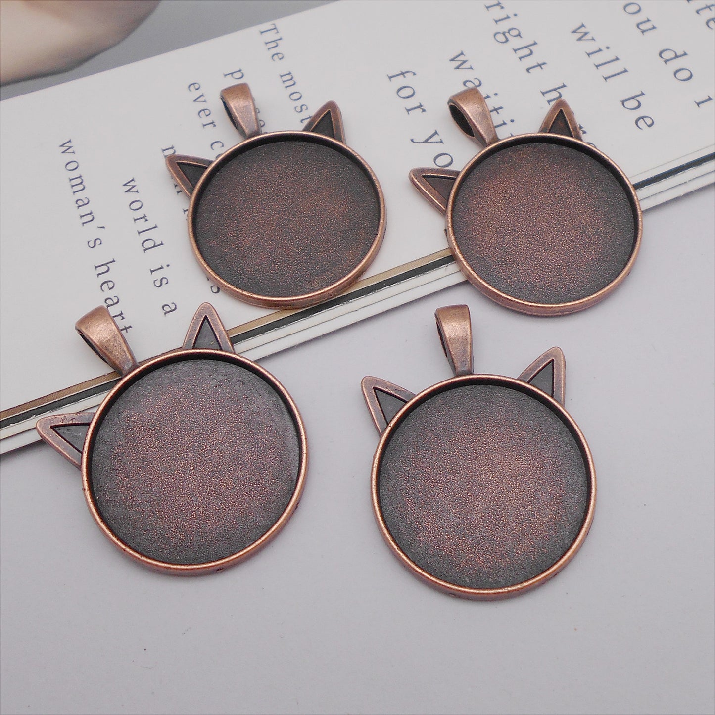 15Pcs Cat Bezel Blank Pendant  Dog Tray Setting Charm for Resin Jewelry Glass Cabochon Gemstone Cameo Photo Memory Necklace DIY Craft