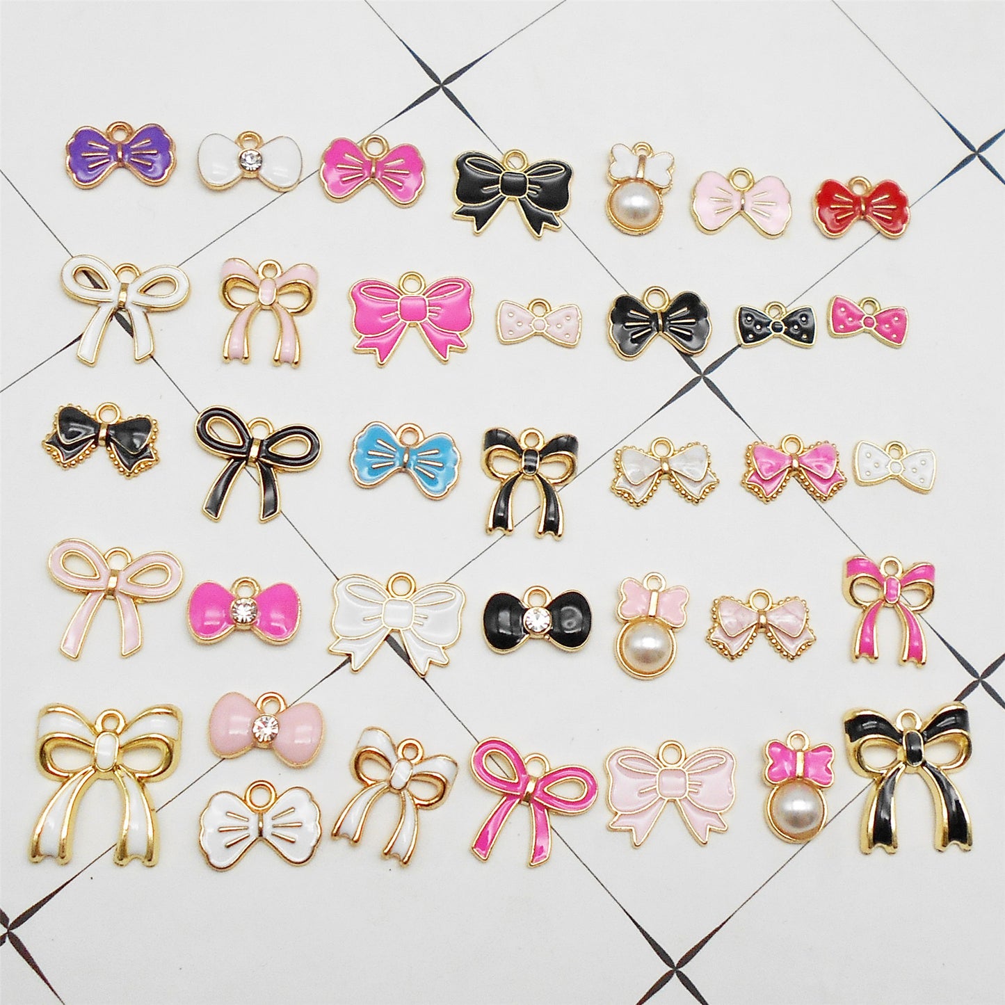 40pcs Fashion Enamel Bow Ribbon Bowtie Charms Pendants for Jewelry Necklace Bracelet Earrings Craft DIY Keychain Bookmark Making Accessories